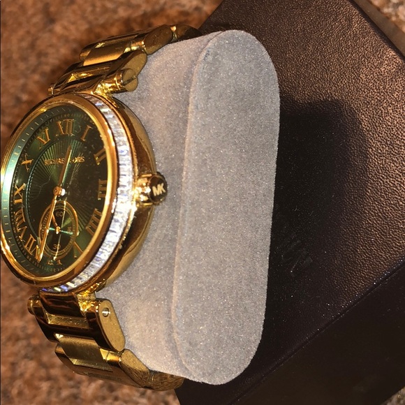 Michael Kors watch! - Picture 5 of 5